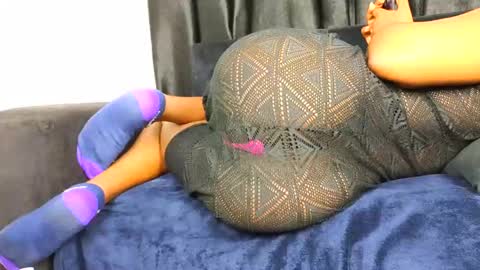 Snapshot of assiology11 chatting on 02-19-25, 02:12 Assiology online show from 02-19-25, 02:12