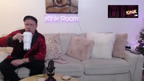 ASSleigh Abbott online show from 12-17-24, 02:44