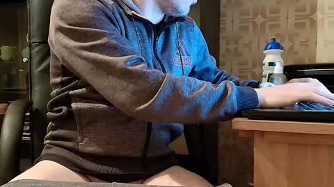 Snapshot of asterion51 chatting on 01-15-26, 06:55 asterion51 online show from 01-15-26, 06:55