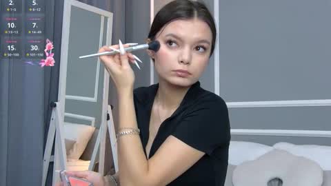 Aster Quinn online show from 11-23-25, 03:45