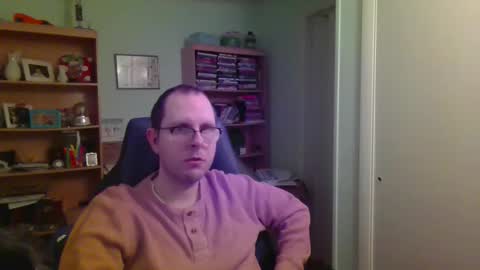 Andrew or Smiley Read the message in bold above the bio design for info on the situation. online show from 12-18-25, 01:44