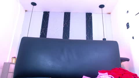 Aston  online show from 04-11-26, 07:45