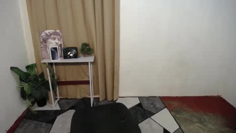 Anna online show from 01-10-25, 11:33