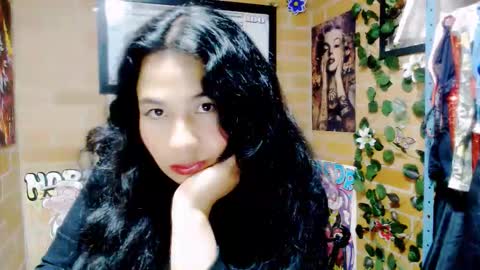 Snapshot of astrid_hauser66 chatting on 10-06-25, 02:20 astrid_hauser66 online show from 10-06-25, 02:20