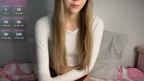 Astrid Sky online show from 06-28-26, 07:31