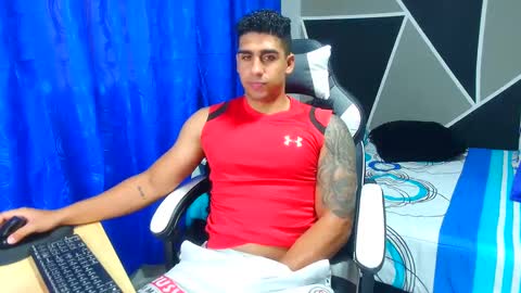 Snapshot of astromgrey chatting on 10-01-25, 03:07 Astrom model independent online show from 10-01-25, 03:07