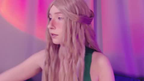 Bonnie online show from 12-29-24, 05:54