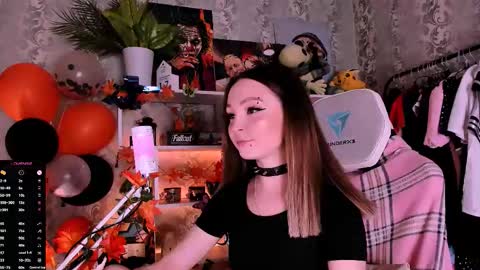 Anastasia online show from 11-18-25, 06:12