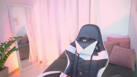 atena676 online show from 11-30-25, 03:32