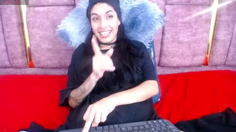 Snapshot of atenea_420 chatting on 05-12-26, 08:55 COLOMBIA online show from 05-12-26, 08:55