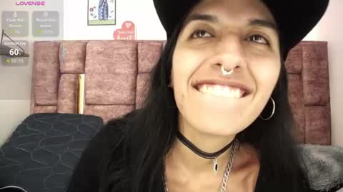 COLOMBIA online show from 07-03-26, 03:24