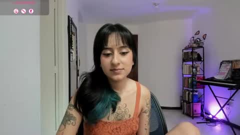 Snapshot of atenea_dragon__ chatting on 07-07-26, 07:40 Atenea online show from 07-07-26, 07:40