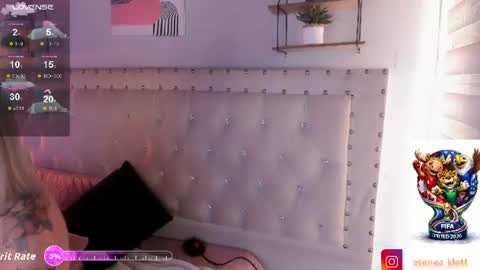 Snapshot of atenea_klett_ chatting on 06-16-26, 01:36 ATENEA online show from 06-16-26, 01:36