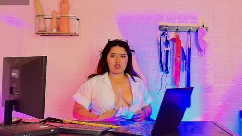 atenea_meduza_bdsm online show from 04-06-26, 03:02