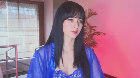 Snapshot of ateneasantacruz chatting on 02-01-25, 08:05 Atenea  online show from 02-01-25, 08:05