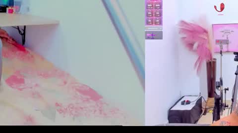 athena_jackson_ online show from 10-25-25, 05:04