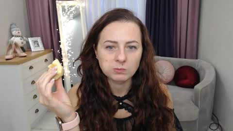 Athena Panther online show from 12-26-24, 05:58