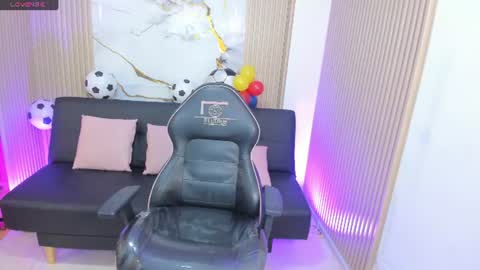 Atenea online show from 07-09-26, 03:32