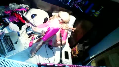 Snapshot of athenaatiya chatting on 02-10-25, 12:50 Sissy Athena online show from 02-10-25, 12:50