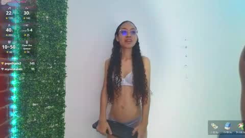 Snapshot of athenea_03 chatting on 03-27-26, 09:32 Athenea online show from 03-27-26, 09:32