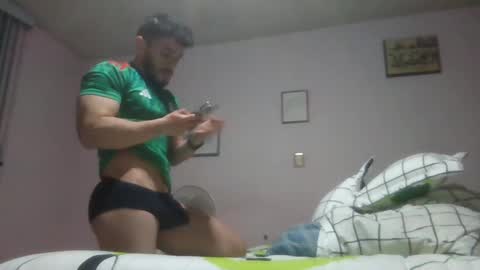 Snapshot of athlete_boy22 chatting on 02-06-25, 08:39 Atlas online show from 02-06-25, 08:39