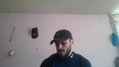 Snapshot of athlete_boy22 chatting on 02-15-25, 07:17 Atlas online show from 02-15-25, 07:17