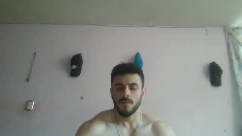 Snapshot of athlete_boy22 chatting on 09-20-25, 07:04 Atlas online show from 09-20-25, 07:04