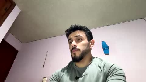 Snapshot of athlete_boy22 chatting on 10-10-25, 07:51 Atlas online show from 10-10-25, 07:51