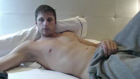 tommycb55555 online show from 01-08-26, 08:33