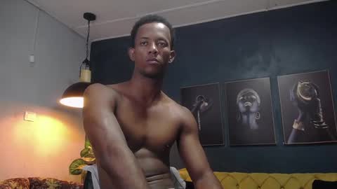 Snapshot of athleticbig_cock chatting on 02-19-25, 02:12 ATHLETIC COCK online show from 02-19-25, 02:12