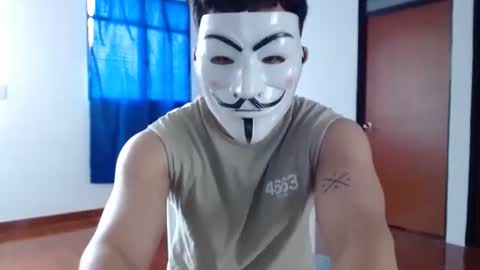 Robin online show from 10-31-25, 05:36