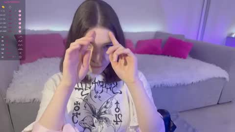 Tilda or Tilly online show from 04-04-26, 06:16