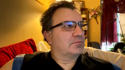 Snapshot of atozzzz chatting on 05-17-26, 02:13 atozzzz online show from 05-17-26, 02:13