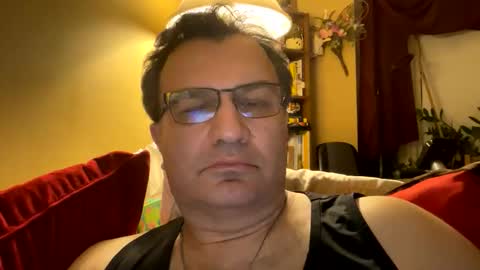 Snapshot of atozzzz chatting on 05-25-26, 03:56 atozzzz online show from 05-25-26, 03:56
