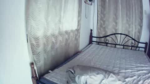 aubrey_xx online show from 11-08-25, 11:58