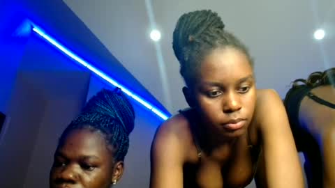 Auleria online show from 06-18-26, 09:52