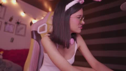 aura_rouss online show from 10-30-25, 12:12