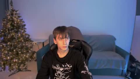 auracrye online show from 12-27-24, 09:22