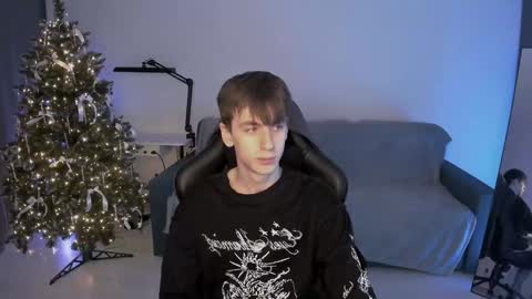 auracrye online show from 01-04-25, 09:20