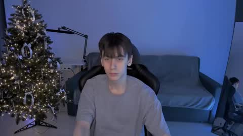 auracrye online show from 01-12-25, 10:22