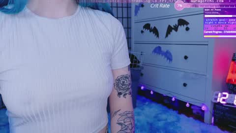 Snapshot of auragotchi chatting on 01-17-25, 06:04 Aurora  Aura online show from 01-17-25, 06:04