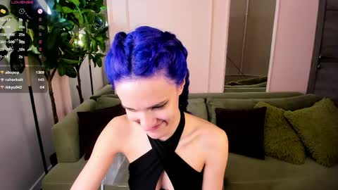 Snapshot of auralana chatting on 05-16-26, 10:36 Lana online show from 05-16-26, 10:36