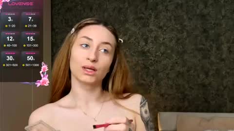 Aura online show from 04-19-26, 10:01