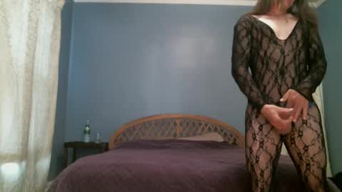 Snapshot of auramazed chatting on 05-13-26, 10:45 ganymedes online show from 05-13-26, 10:45