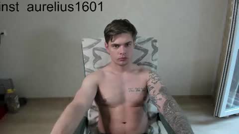 Snapshot of aurelius_x1 chatting on 06-11-26, 10:24 Maks online show from 06-11-26, 10:24