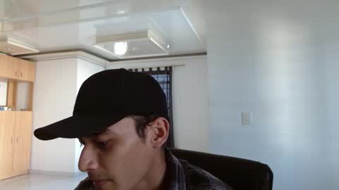 Aureliano online show from 10-26-25, 09:53