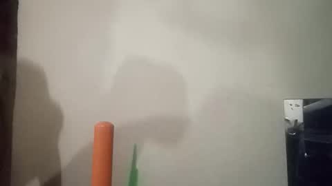 Snapshot of auri881403 chatting on 11-09-25, 09:57 auri881403 online show from 11-09-25, 09:57