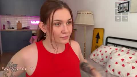 Snapshot of auriktrix chatting on 07-05-26, 04:19 AURIKA OR AURA online show from 07-05-26, 04:19