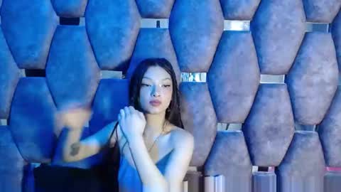 aurora online show from 04-18-26, 02:54