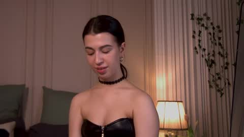 aurora_404 online show from 05-11-26, 02:45